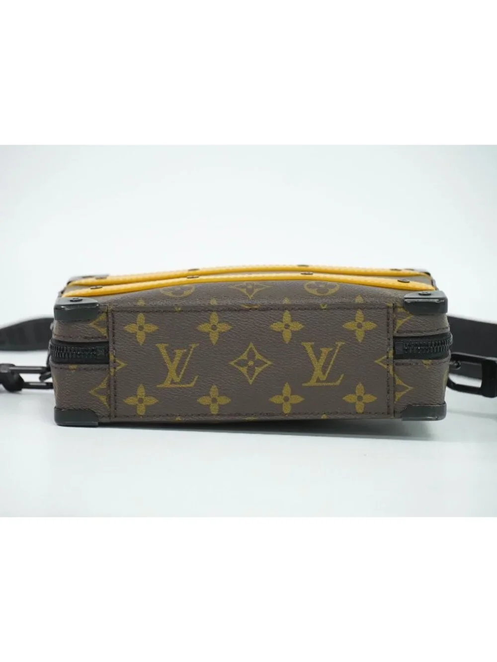 Louis Vuitton shape our